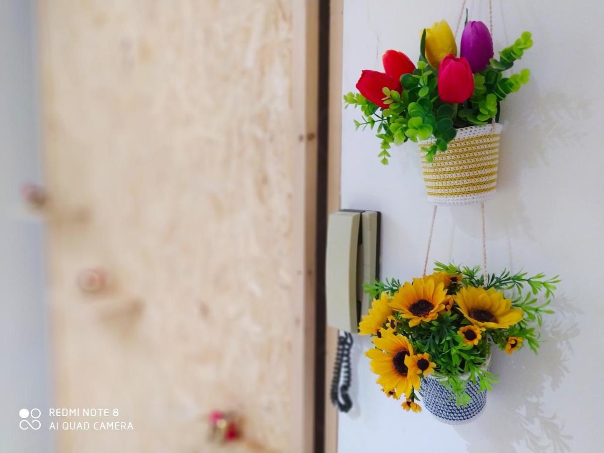 Casa Cristina Apartment Комизо Екстериор снимка
