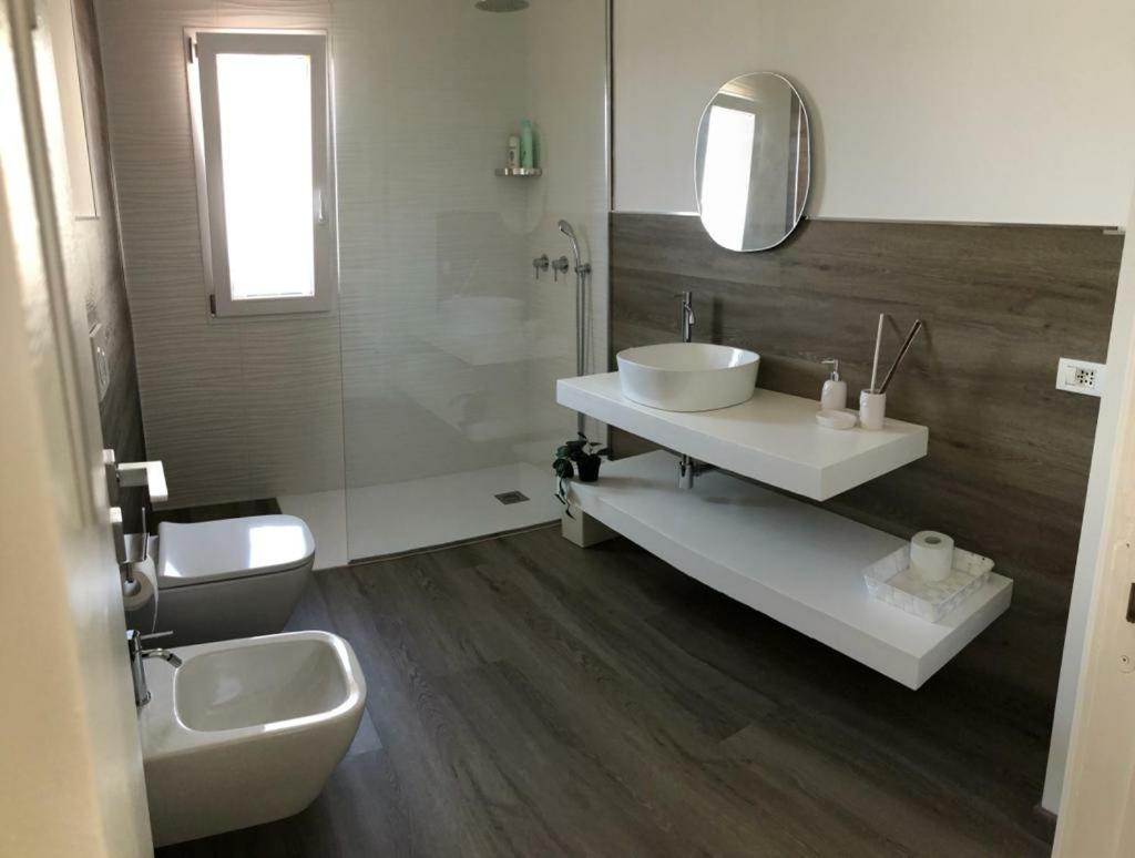 Casa Cristina Apartment Комизо Екстериор снимка