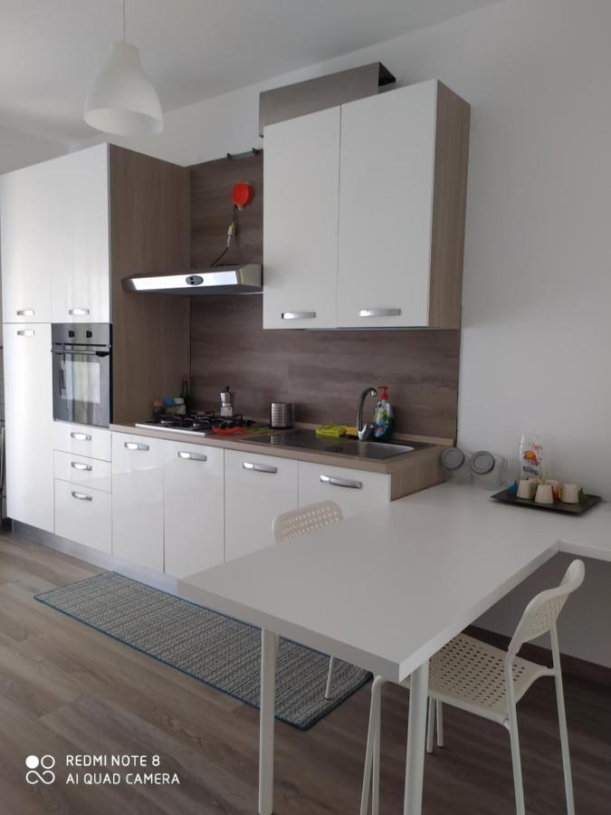 Casa Cristina Apartment Комизо Екстериор снимка