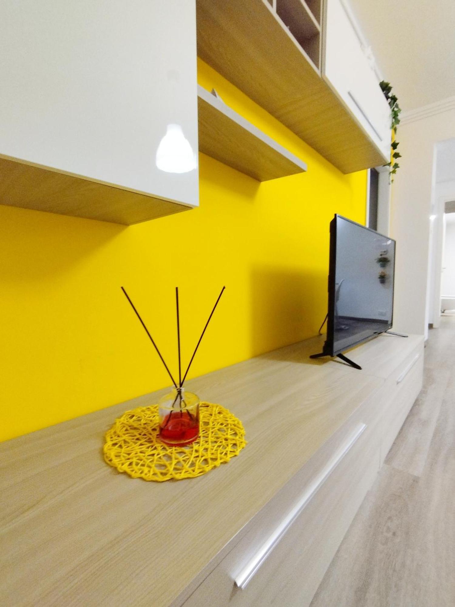 Casa Cristina Apartment Комизо Екстериор снимка
